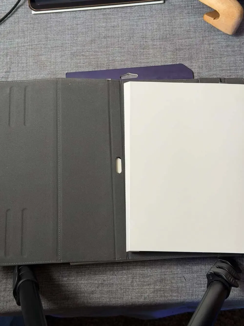 Targus Fit-n-Grip Universal Protective Tablet Case for 10.1
